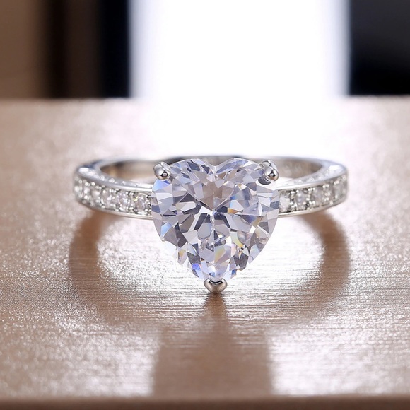 925 STERLING SILVER HEART RING - Picture 3 of 4